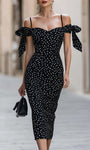 Sukienka Midi Bodycon Off-Shoulder z Akcentami Wstążek w Groszki