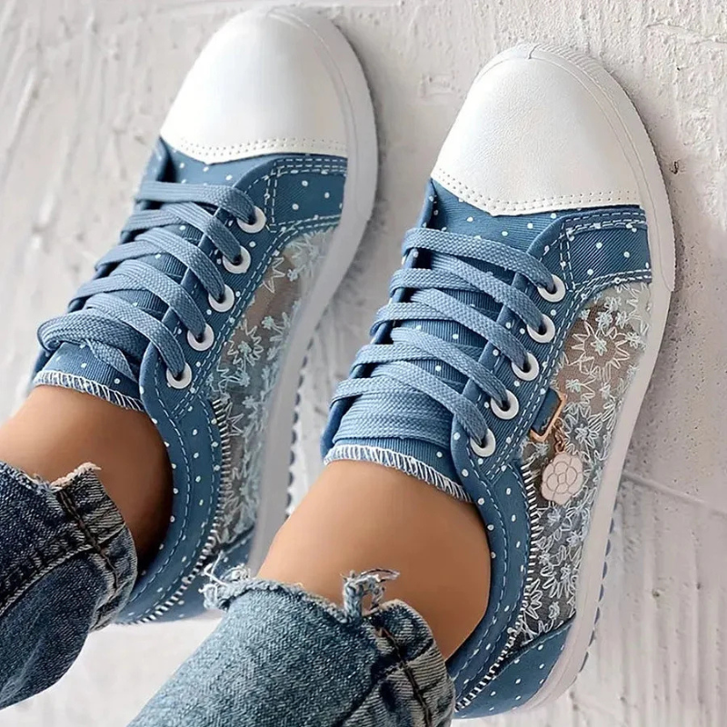CARO | ELEGANCKIE SNEAKERY DAMSKIE Z KWIATOWYMI DETALAMI