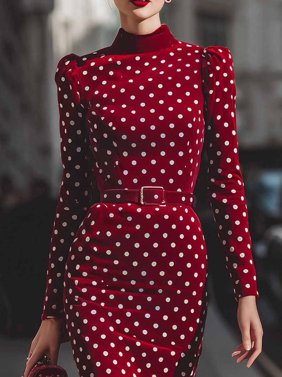 Sukienka Midi z Weluru w Czerwone Kropki w Stylu Vintage