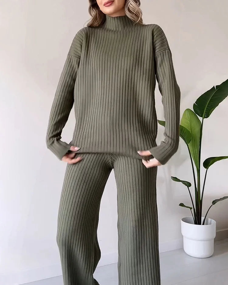 Elegancki dwuczęściowy zestaw z rozcięciem