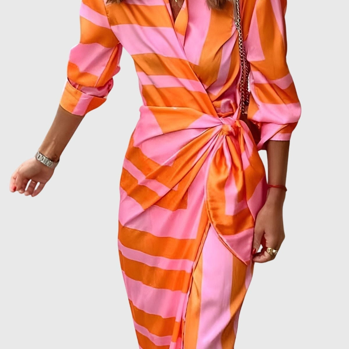 Everly™ | Elegancka Sukienka Kopertowa z Wzorem