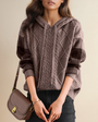 Orahlyn | Sweter z kapturem w splot jacquard