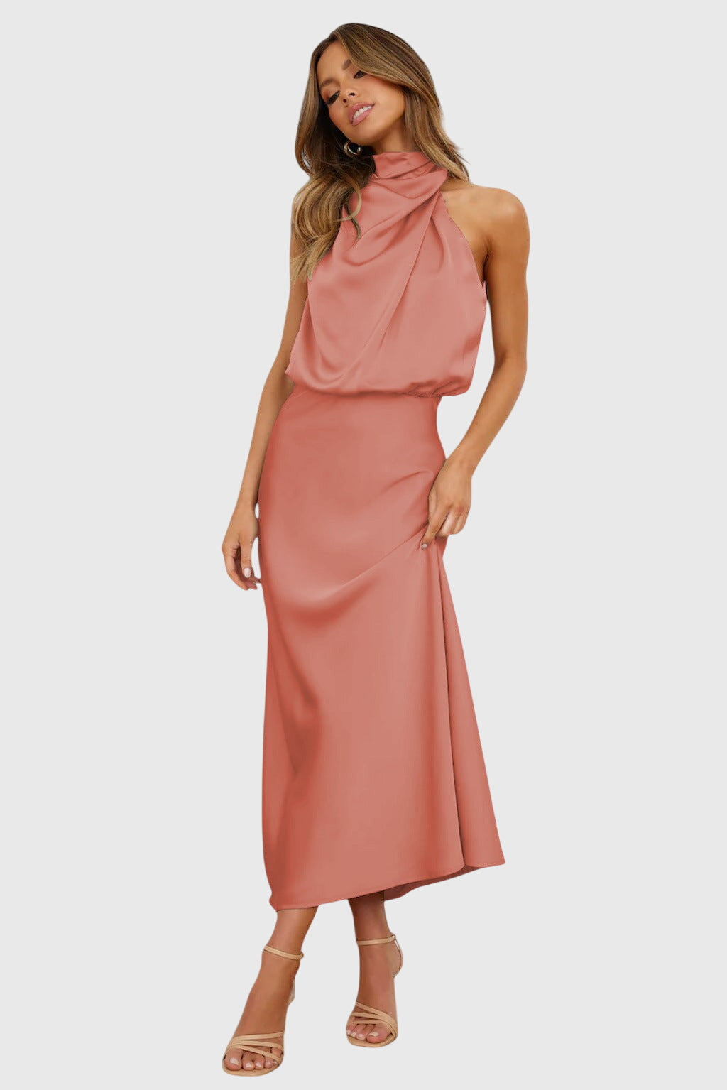 Ava™ | Glamourystyczna Sukienka Halter z Satyny
