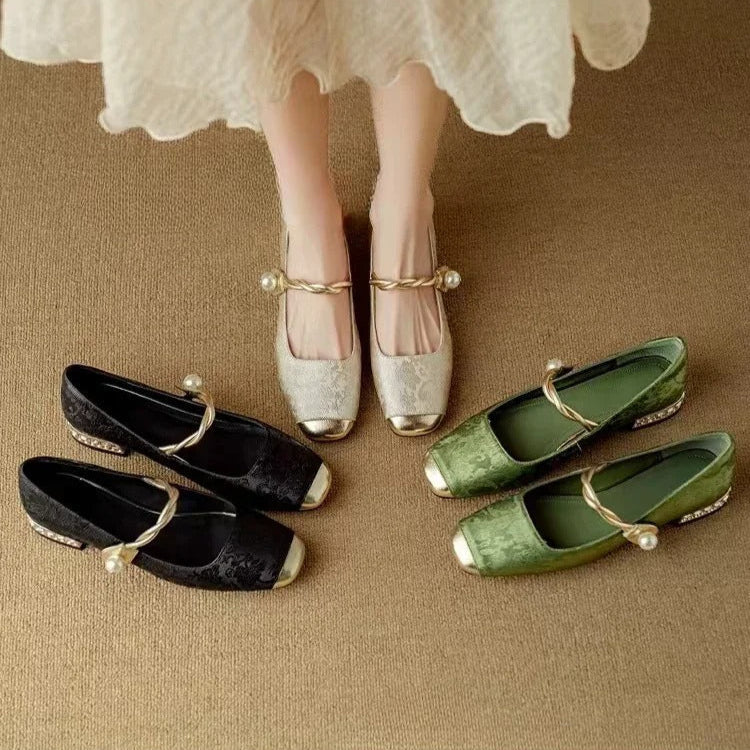 Lira™ | Mary Janes